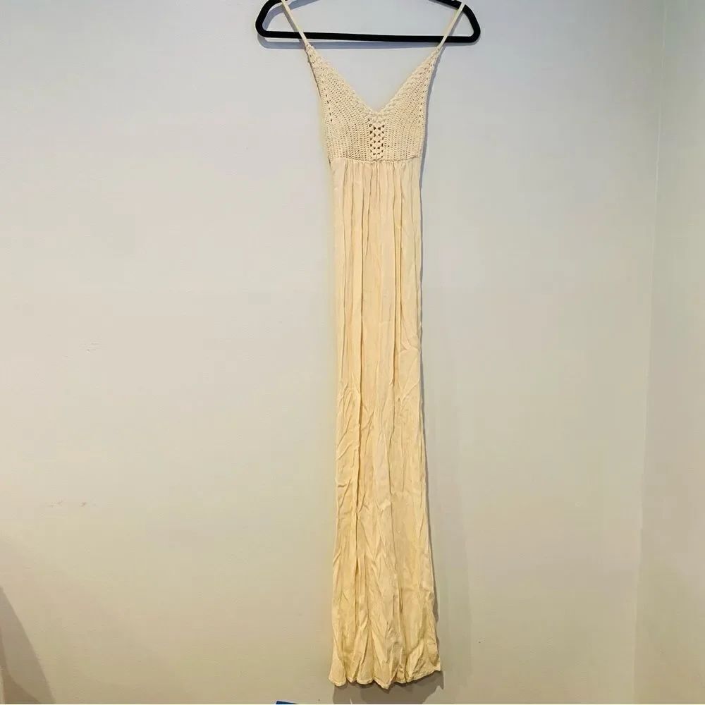 Akira Chicago Black Label Crochet Crisscross Back Maxi Dress Size Small